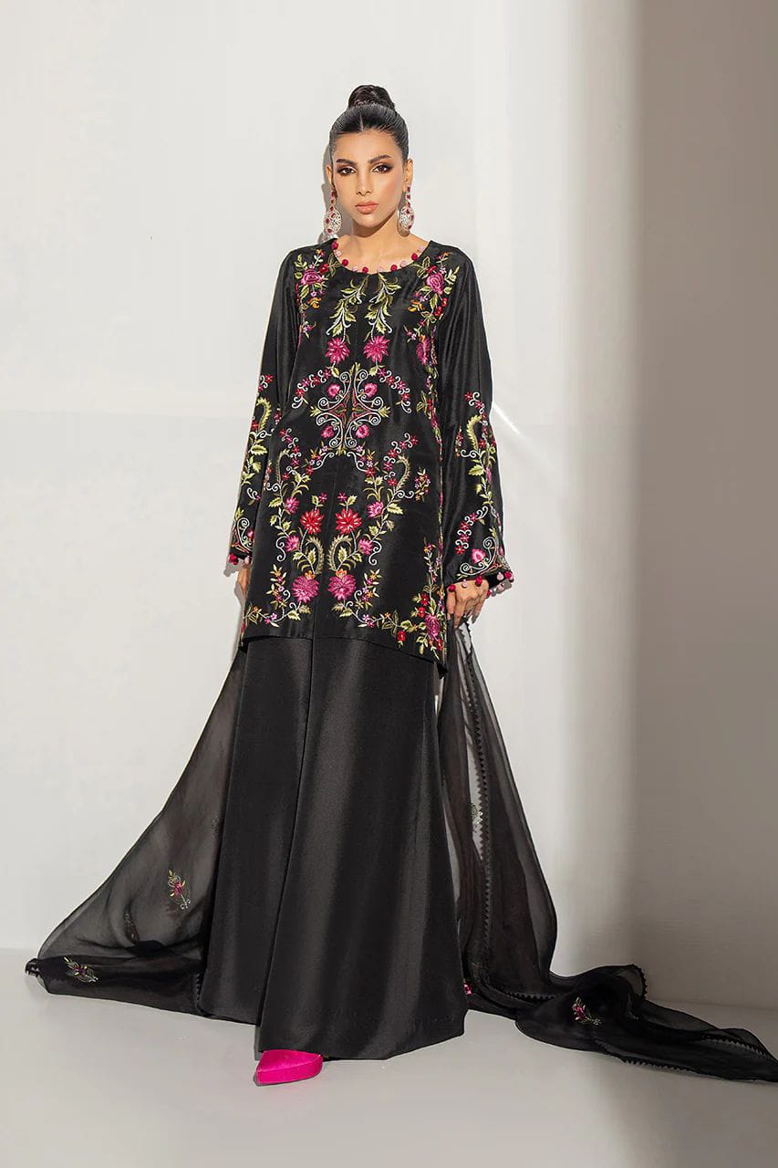 NOIR BLOOM — EMBROIDERED 3PC