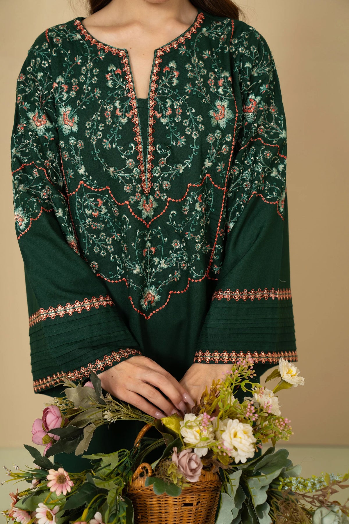 Emerald Dhanak 2PC