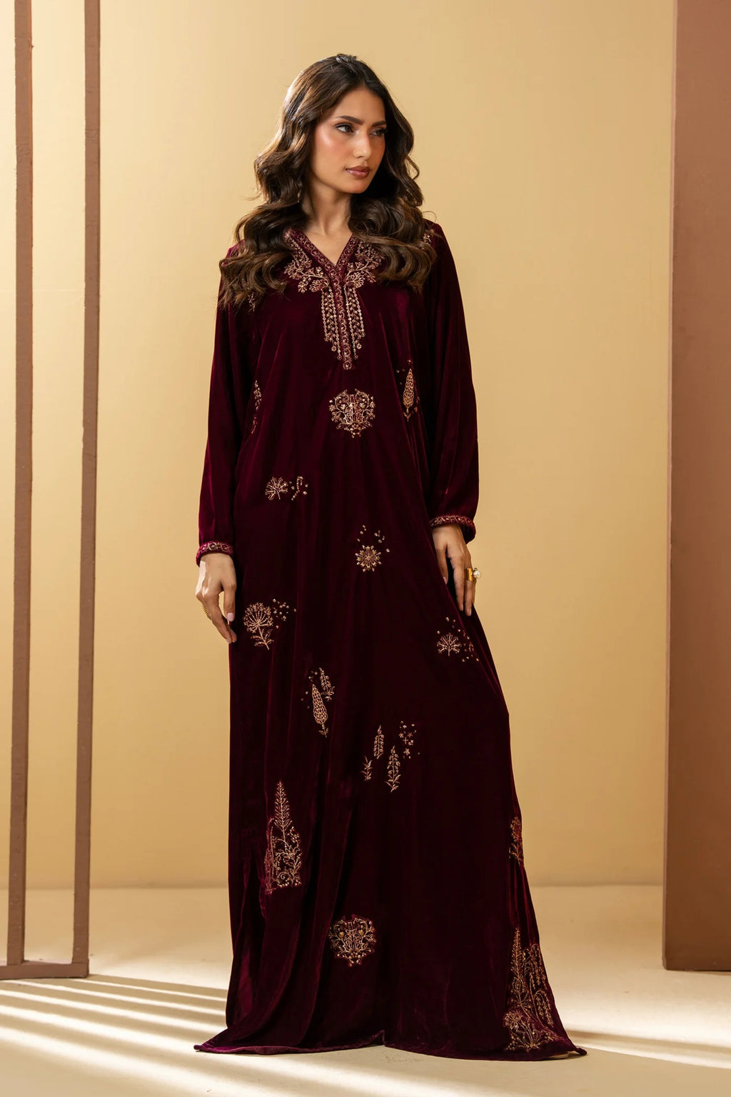 Embroidered Velvet Stitched 1-Piece Kaftan