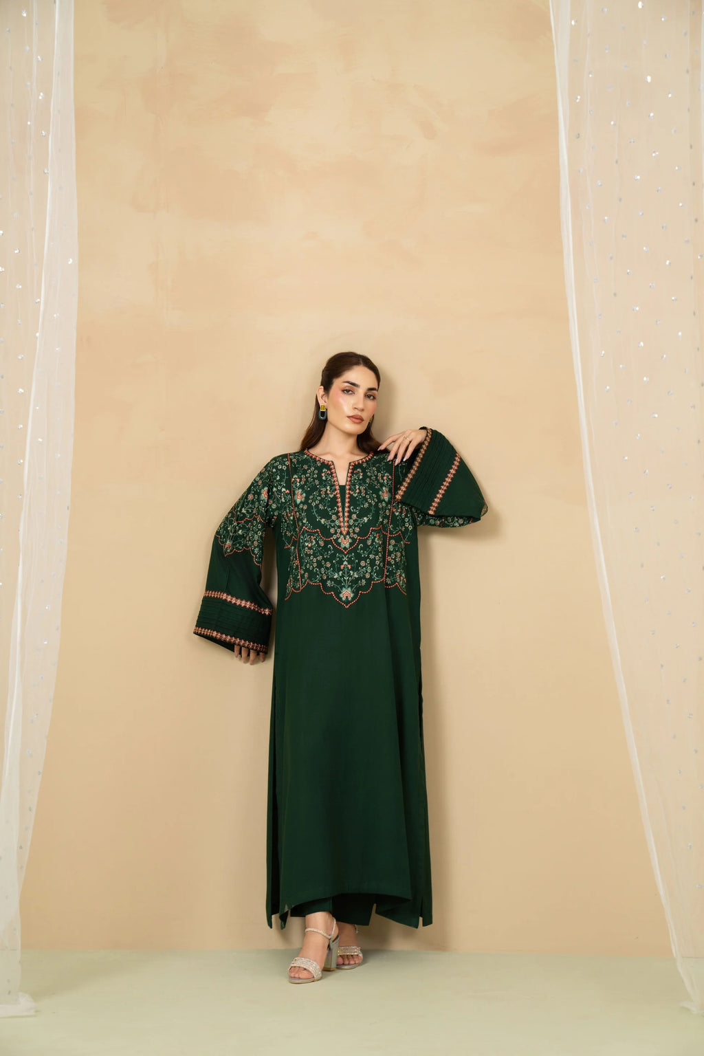 Emerald Dhanak 2PC