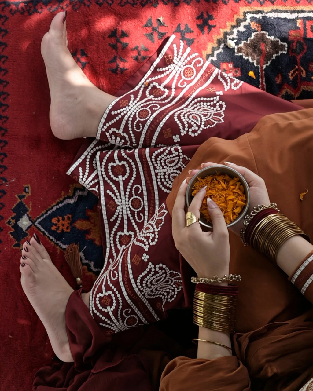 RUST-3PC EMBROIDERED SET