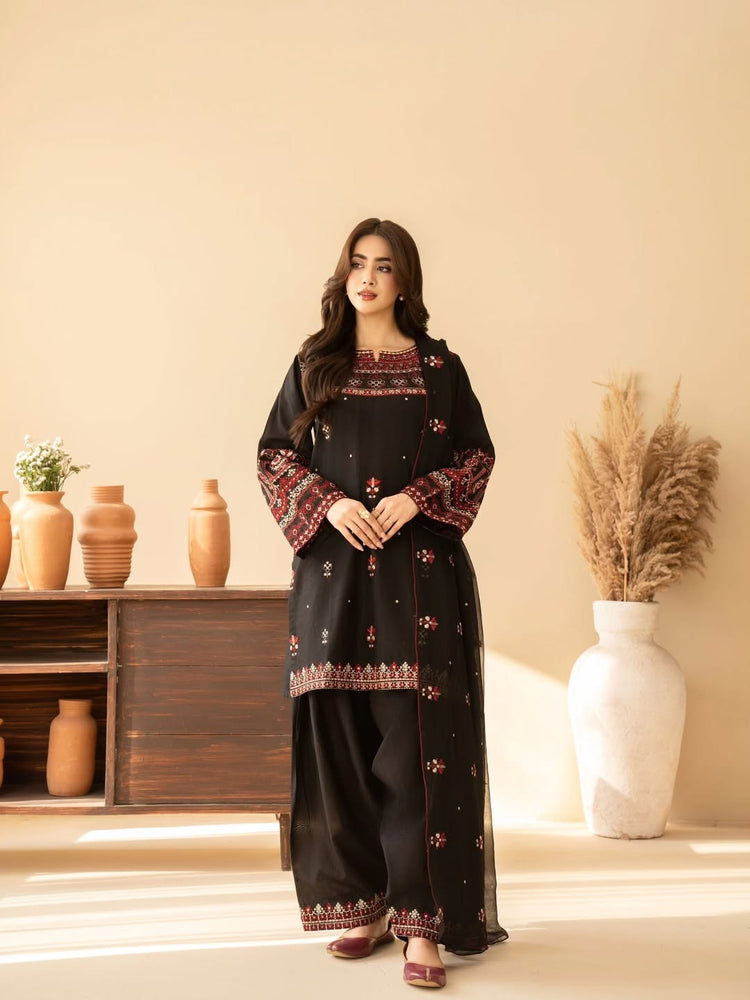 Noir Elegance 3 Piece