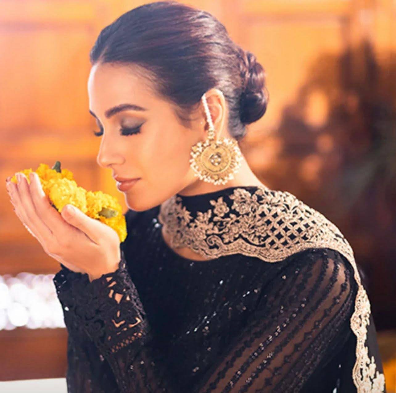 Elegant Embroidered 3-Piece Chiffon Ensemble