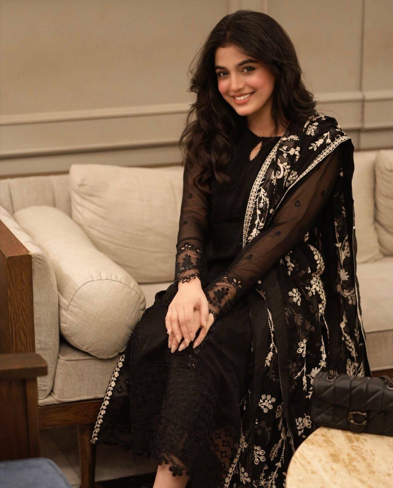 Zari Sitara Embroidered Chiffon 3-Piece Set in Black